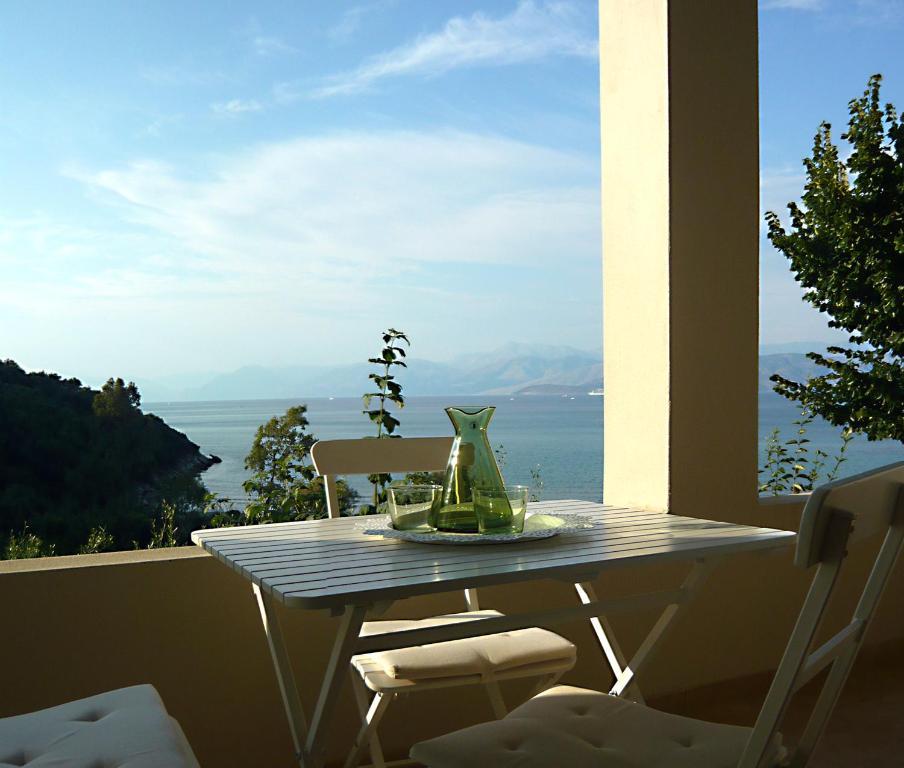 Apartmán Vista Petros Apraos Pokoj fotografie